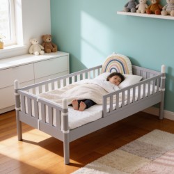 Moob Solid Wood Children’s Bed