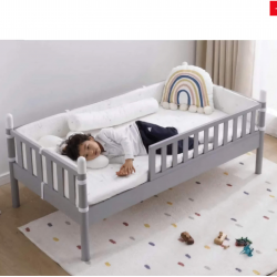 Moob Solid Wood Children’s Bed