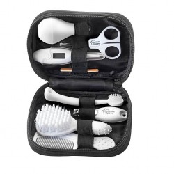 Tommee Tippee Closer To Nature Healthcare And Grooming Kit Tommee Tippee Closer To Nature Healthcare And Grooming Kit