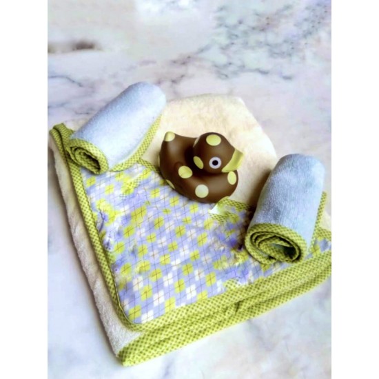 Cocalo Bathtime Hooded Towel Gift Set Cocalo Bathtime Hooded Towel Gift Set