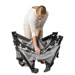 Graco Pack 'n Play On the Go Playard Graco Pack 'n Play On the Go Playard