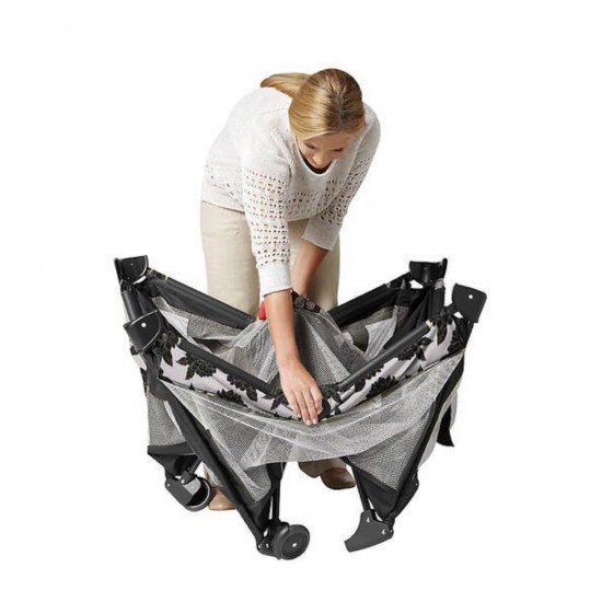 Graco Pack 'n Play On the Go Playard
